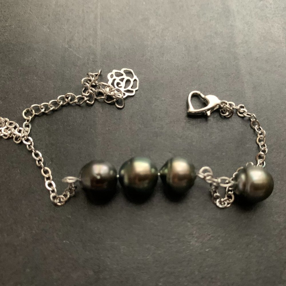 New Four Tahitian Silver Pearls bracelet size 8-9mm